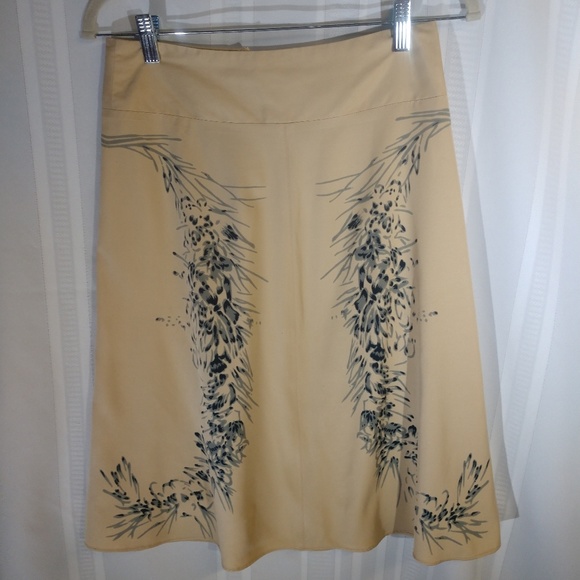 Free People Dresses & Skirts - Free People skirt size 3 tan, blue, grey